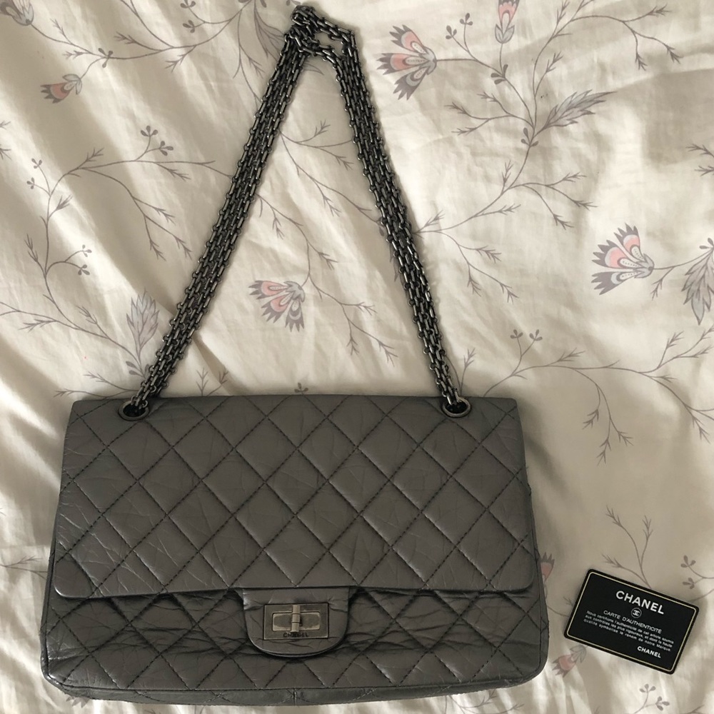 💔SOLD💔CHANEL Reissue 2.55 aged calfskin 227 flap